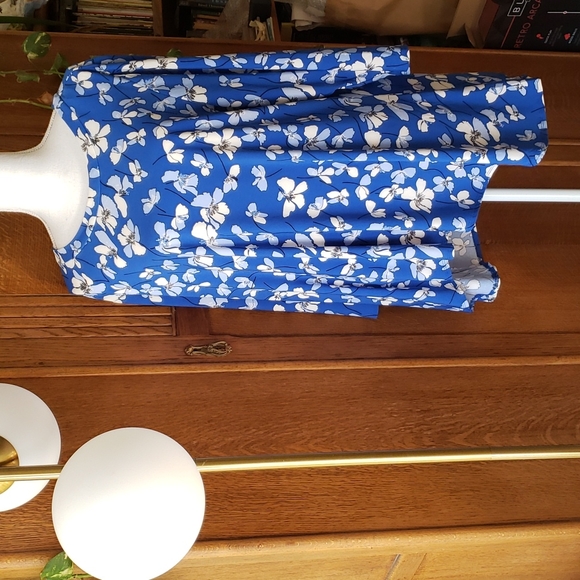 Anne Klein Blue lapis top 3X - Picture 4 of 5